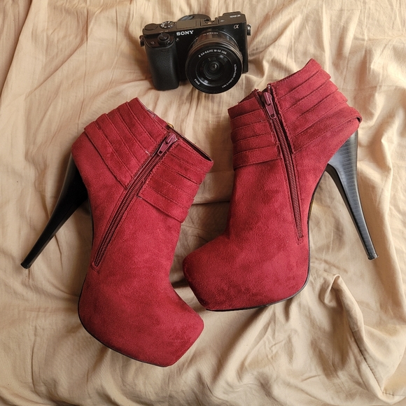 SOLD! - Picture 5 of 6